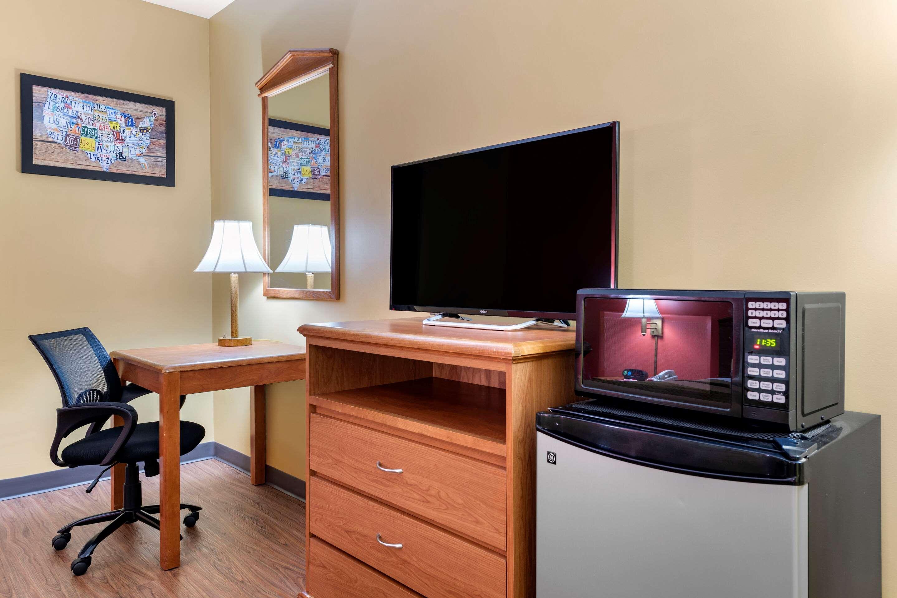 Econo Lodge Louisville Airport Exterior foto